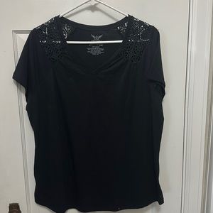 Black T-shirt size 1X